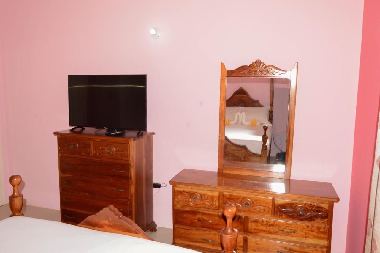 Josan'S Haven Villa Ocho Rios Ngoại thất bức ảnh